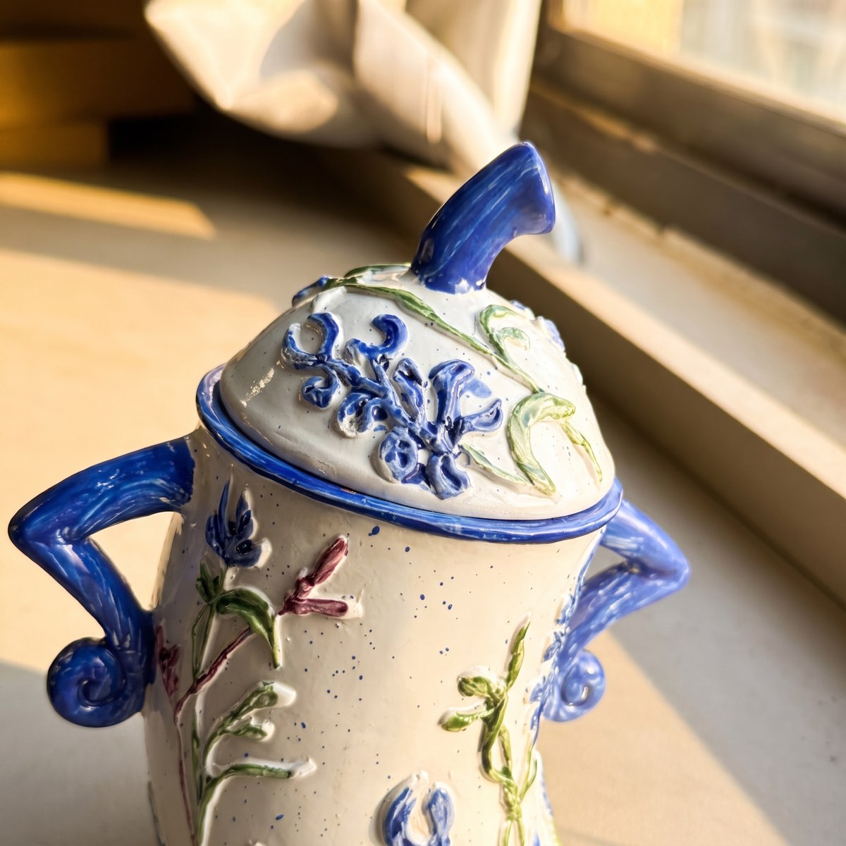 Darlene's Hands-on-Hips Mavis Jar