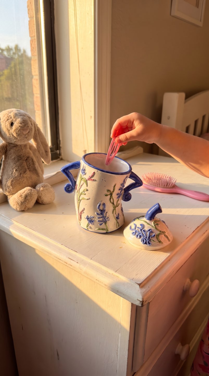 Darlene Combs Mavis jar